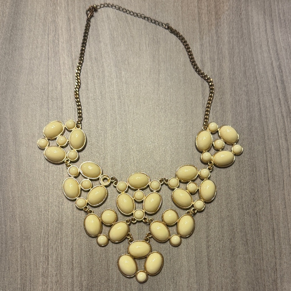 Elegant Cream Statement Necklace